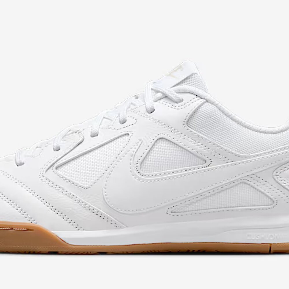 NIKE GATO CASUAL / SOCCER SHOES